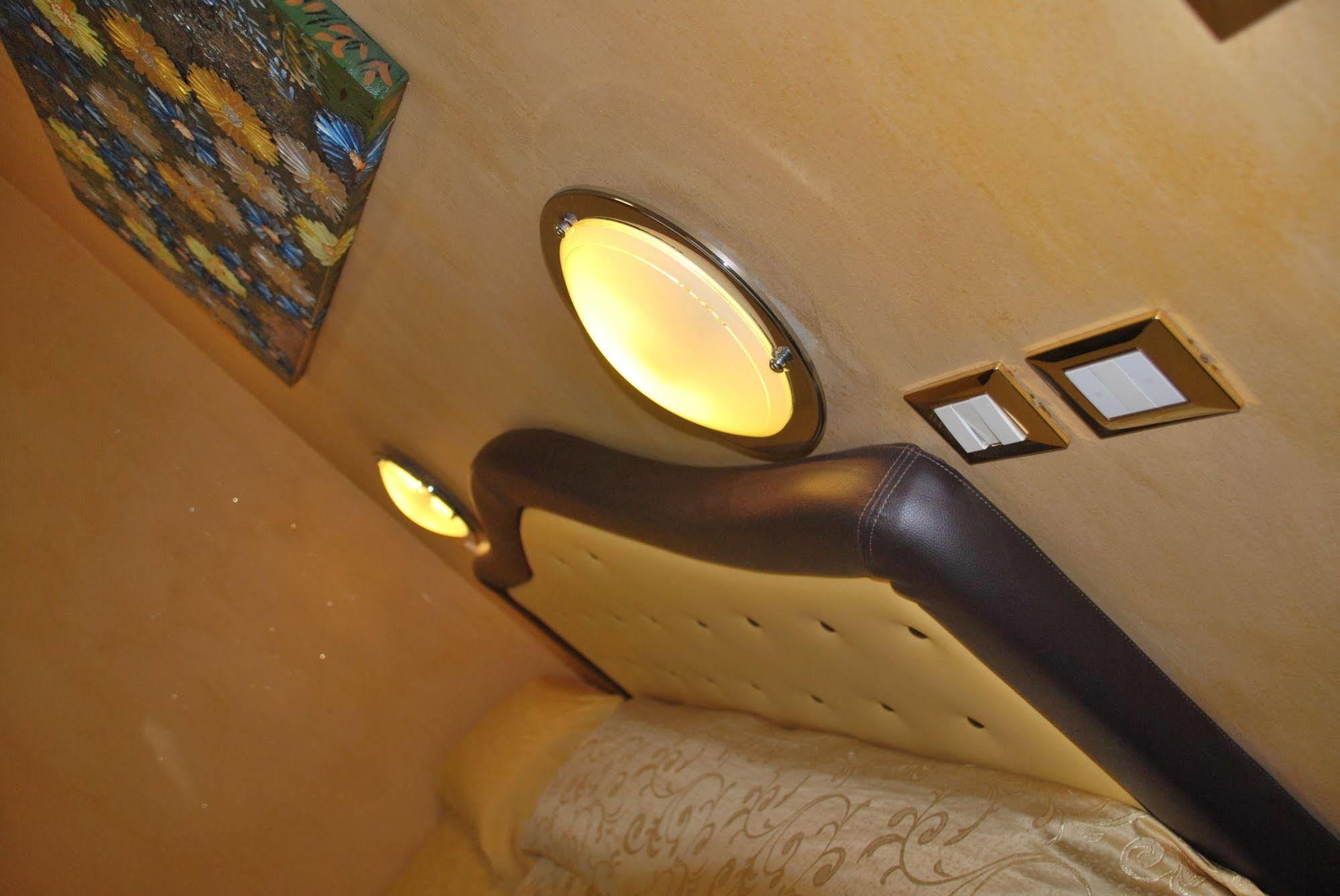 Hotel Antico Distretto Τορίνο Εξωτερικό φωτογραφία